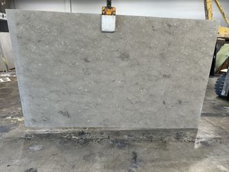 G31 2cm Fossil Limestone Honed