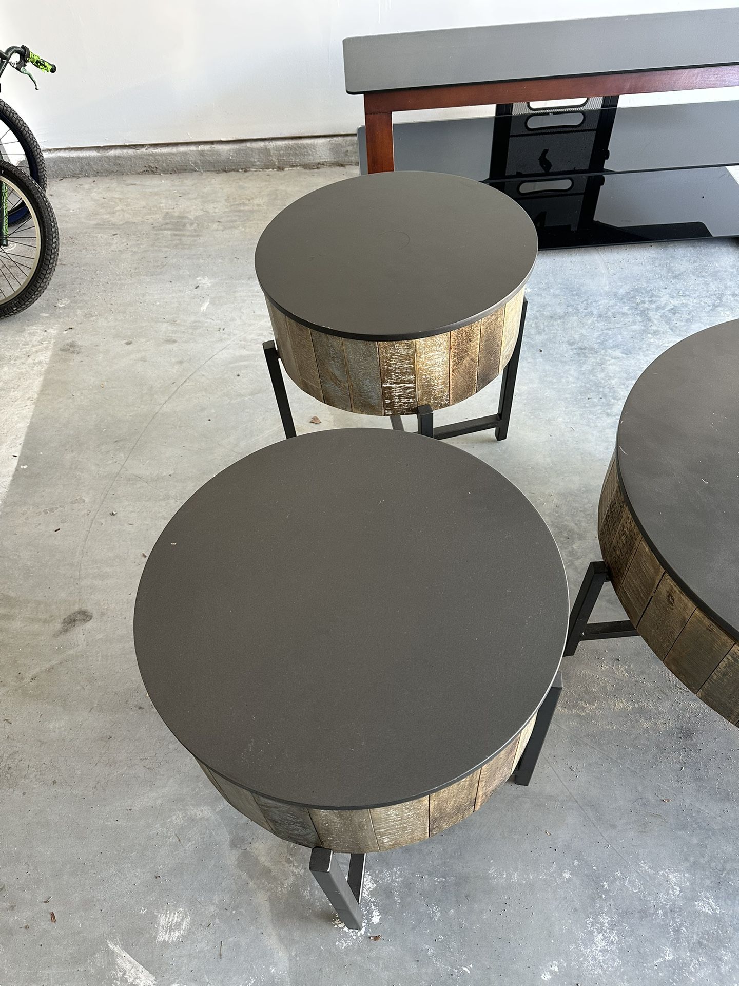 Coffee/end Tables 