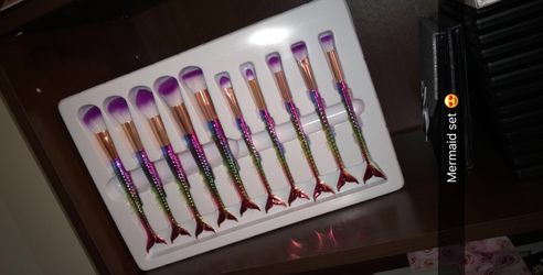 Mermaid brush set