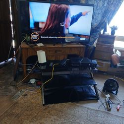 Xbox One Rca TV And Stabd