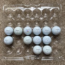 (12) Titleist Pro V1 Golf Balls 