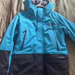 North face women’s Jacket 