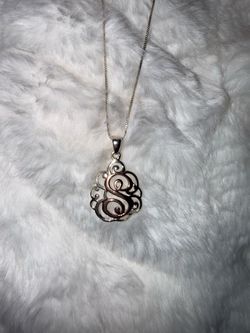 Sterling sliver filigree scroll monogram letter “S” initial pendant necklace 18”