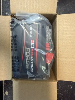 Milwaukee M18 18V Lithium-Ion REDLITHIUM FORGE HD 12.0 Ah Battery Pack