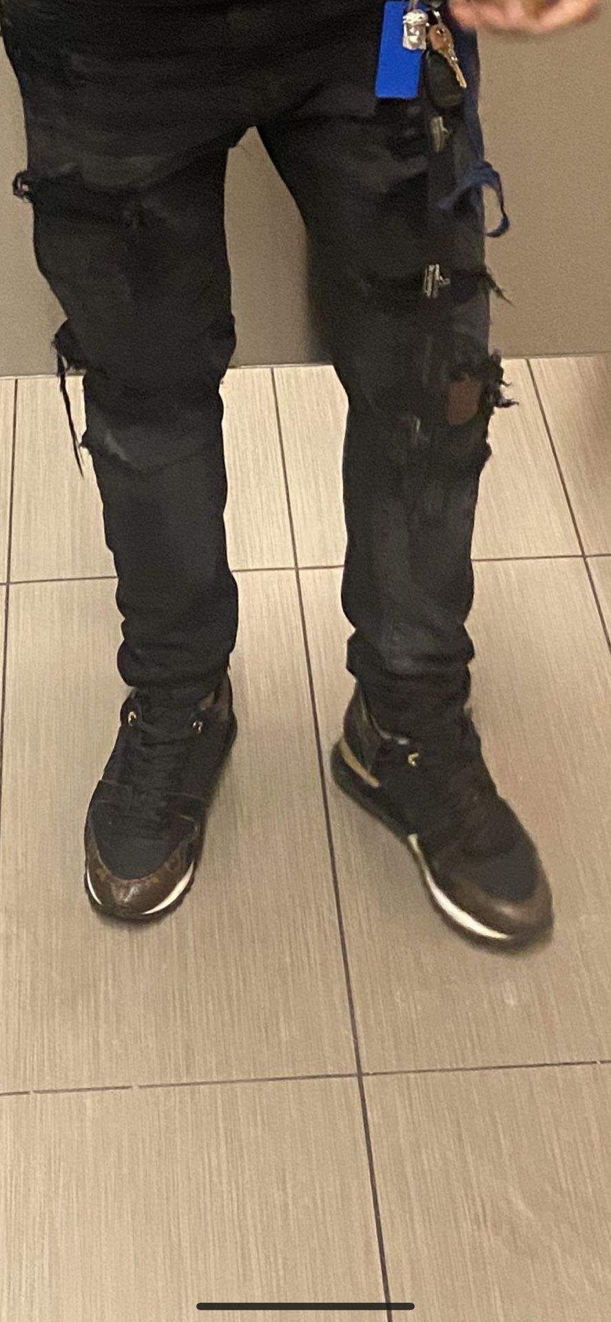 Lv Shoe Size 8 Fit Read me Need Gone Asap