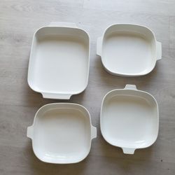 Vintage Corning Ware Set of 4. large $20, medium $15 each