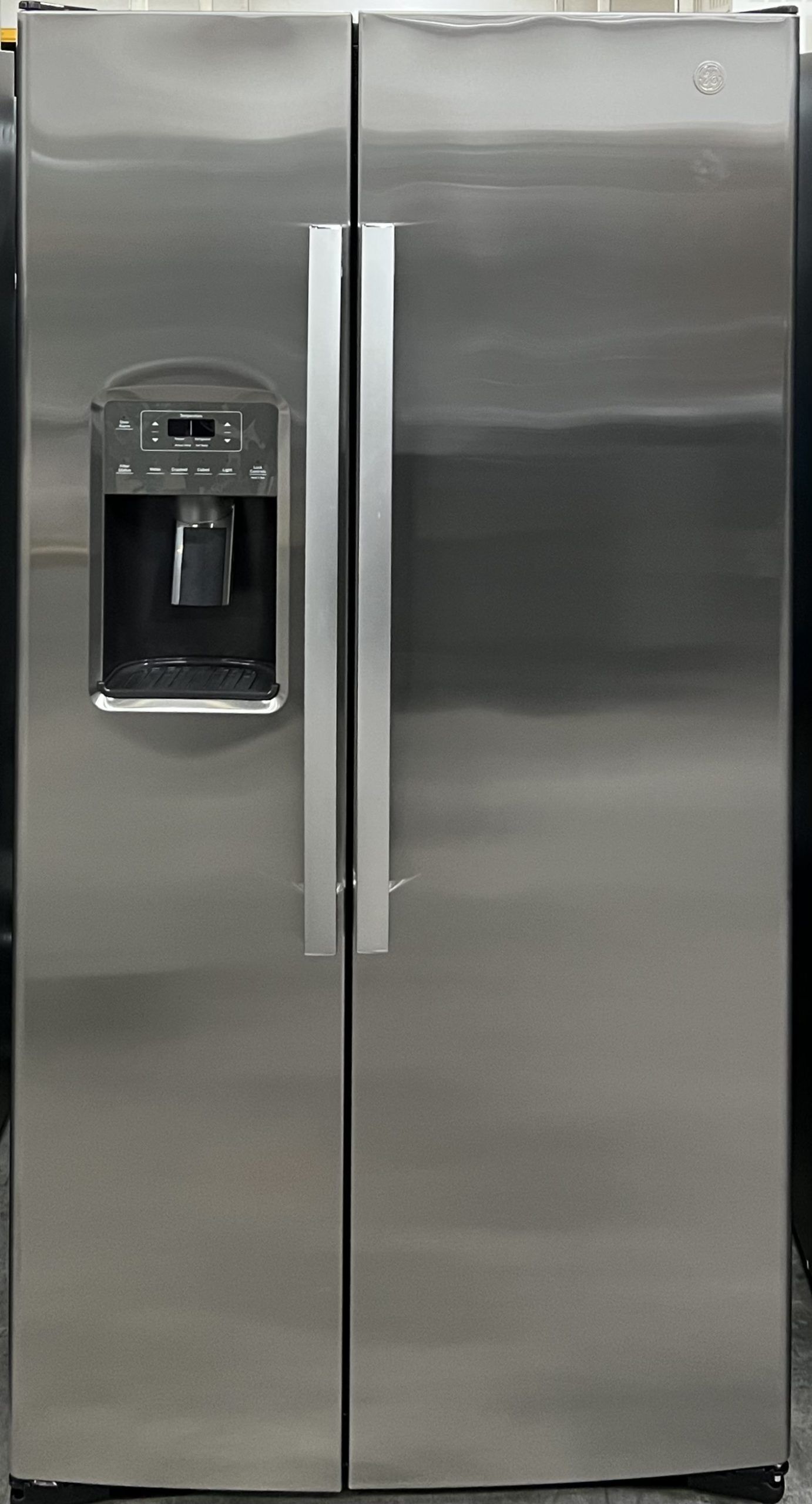 GE Refrigerator GSS25GYPFS 00392 .