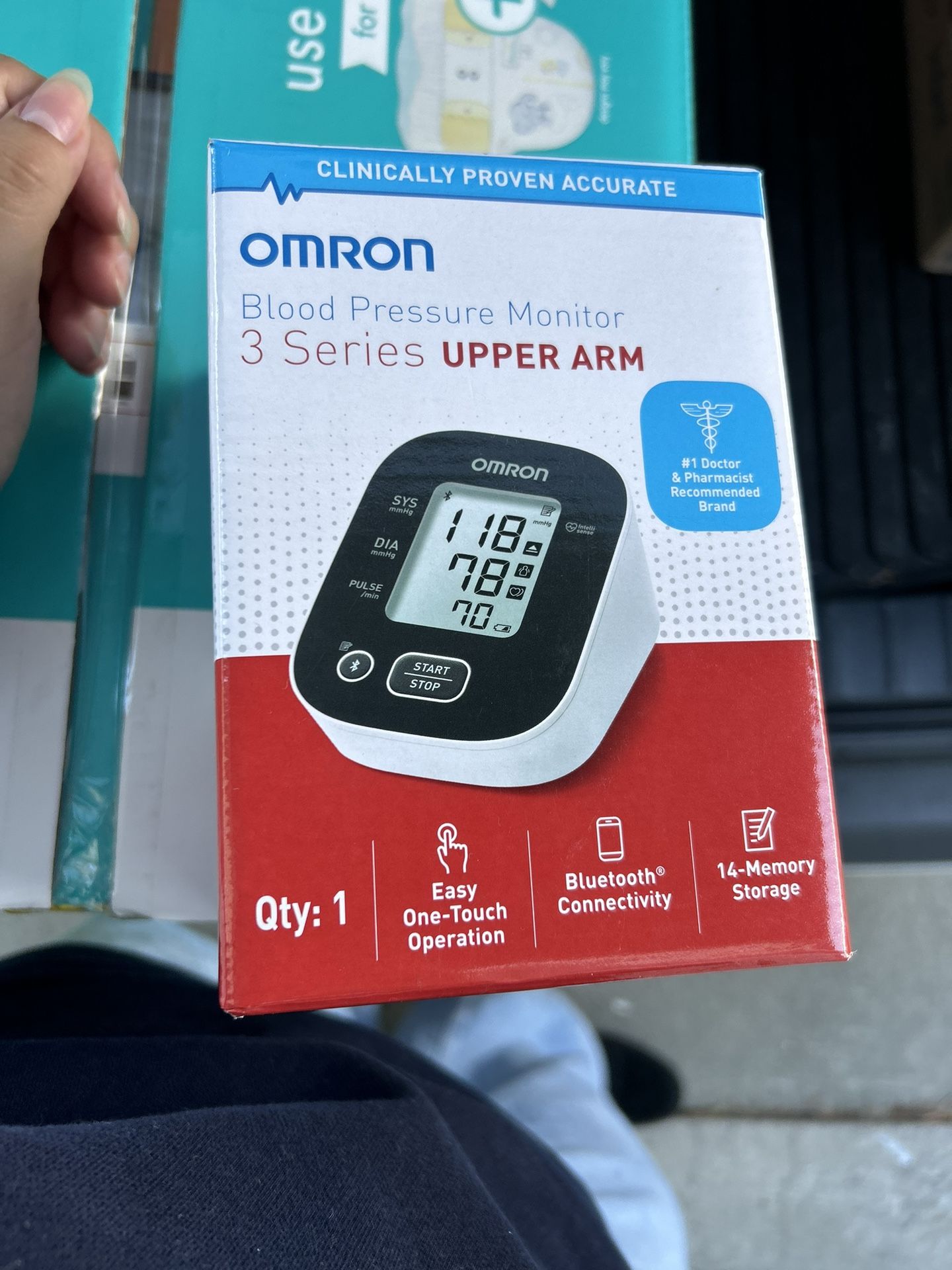 OMRON SERIES 3 W/ BLUETOOTH :BLOOD PRESSURE MONITOR - UPPER ARM