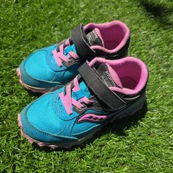 Girls Sz12 Hiking Shoes Saucony 