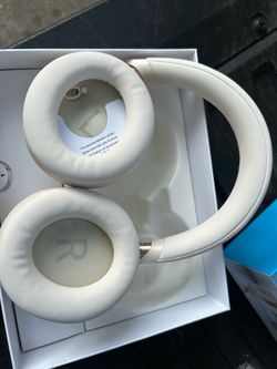 Over-Ear Wireless Headphones – Cream/White