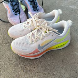 Women Nike ZOOM Running Size US 8.5 