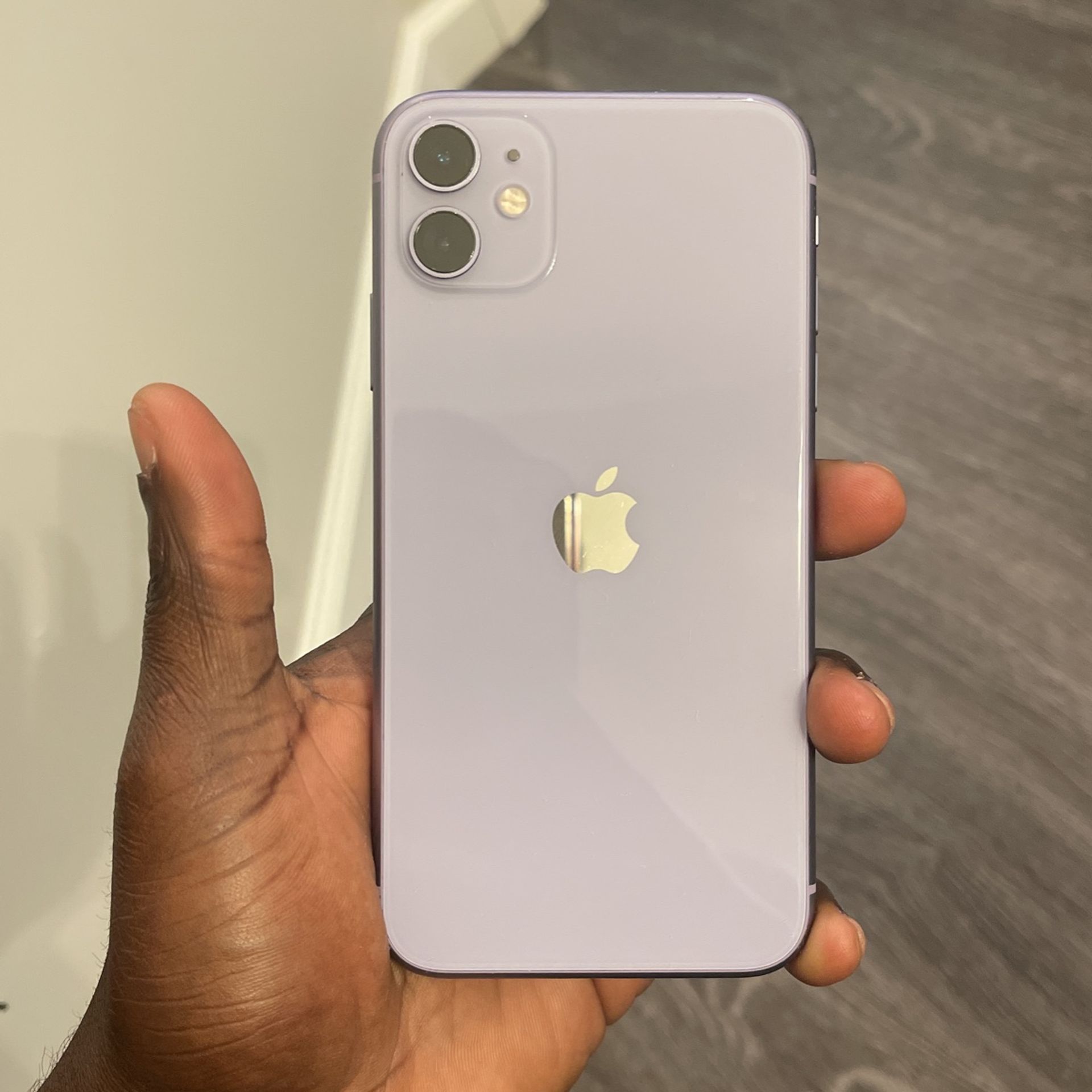 iPhone 11 128GB T-Mobile ONLY 