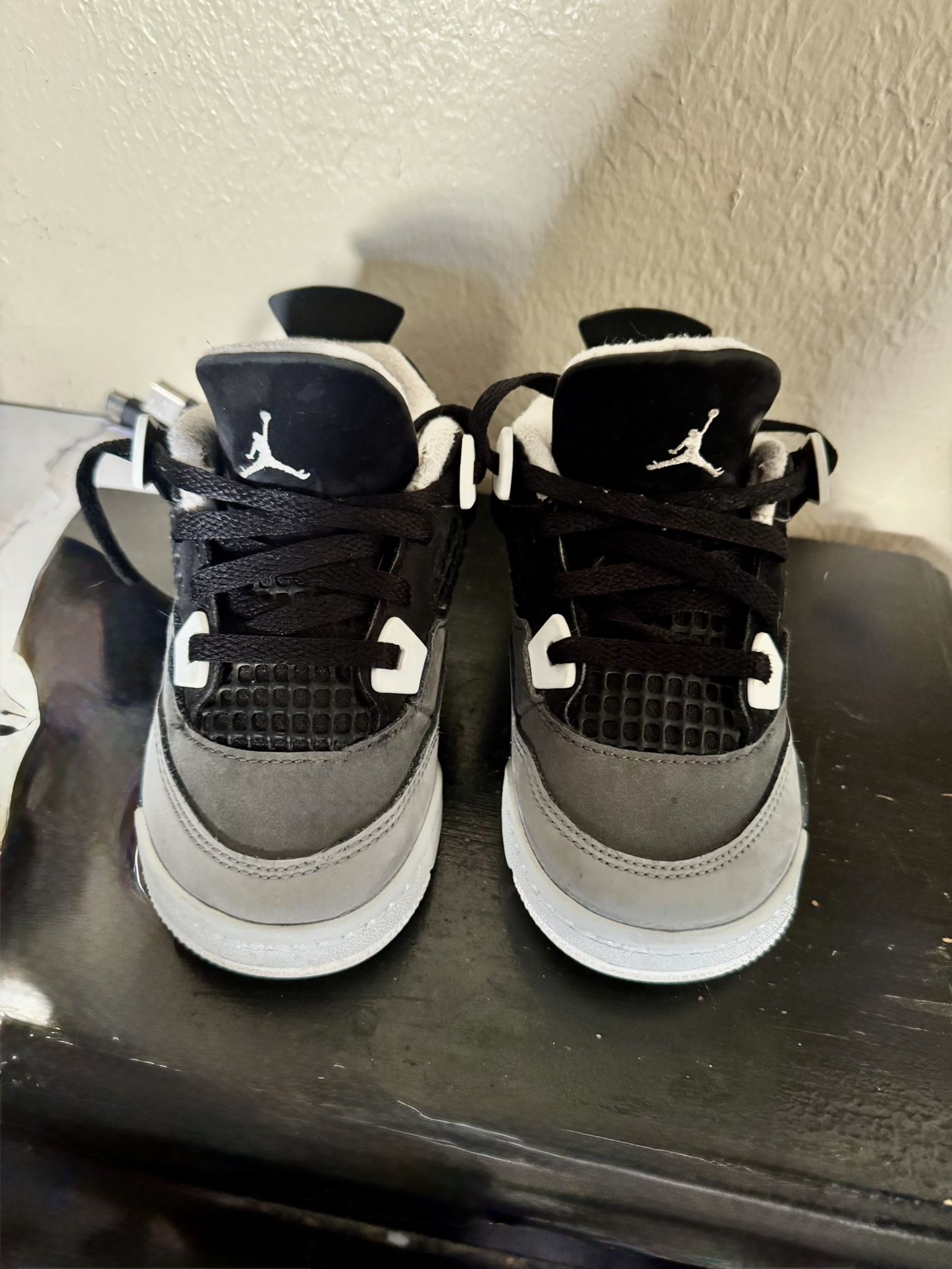 Jordan 4 Retro Fear
