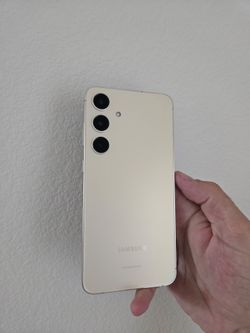 Samsung S24plus 512gb unlocked for all US carriers