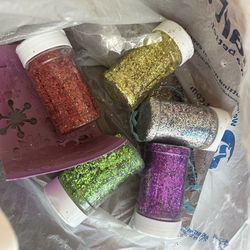 Glitter And Crafts 