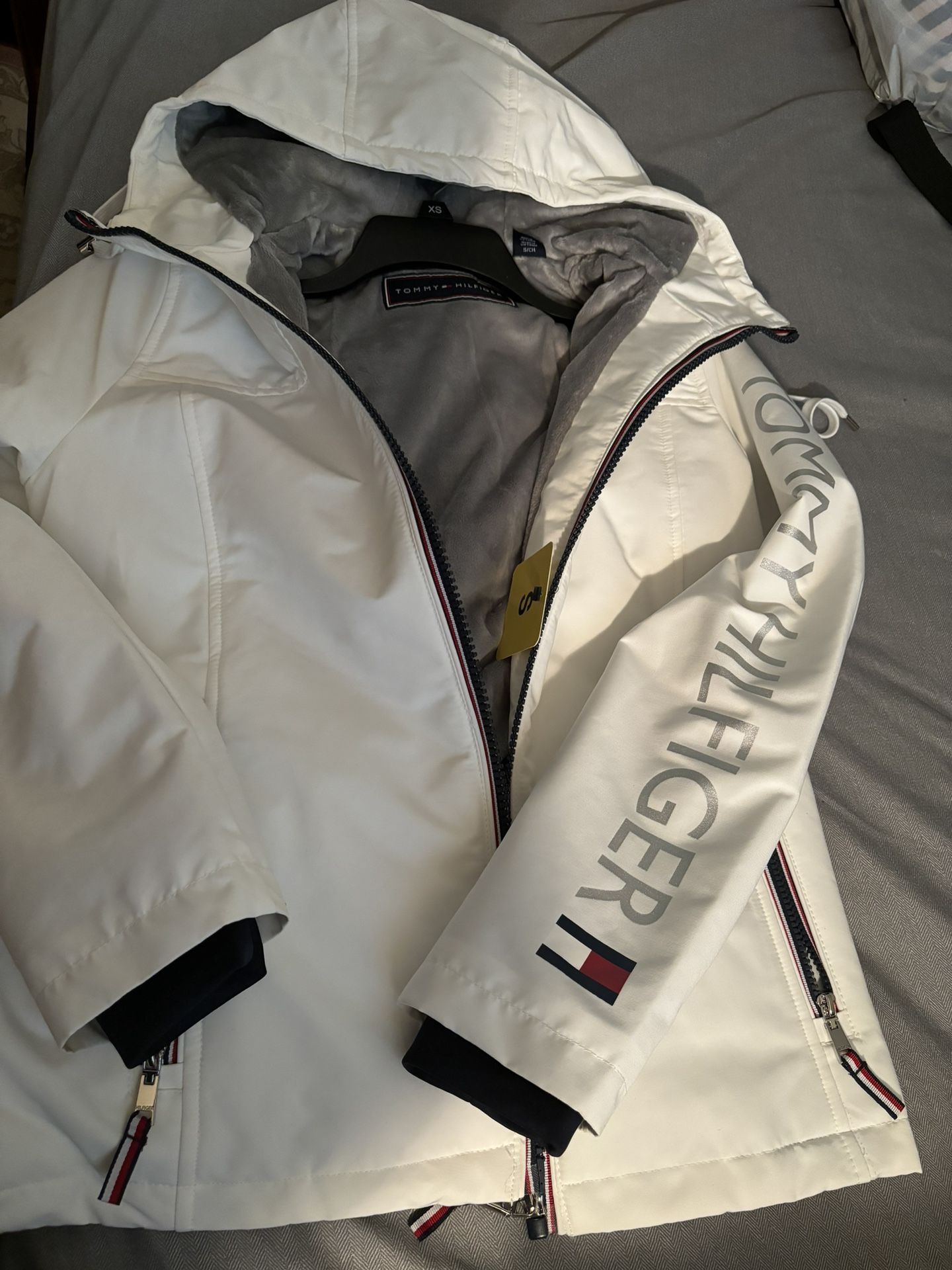 New Tommy Hilfiger Jacket.