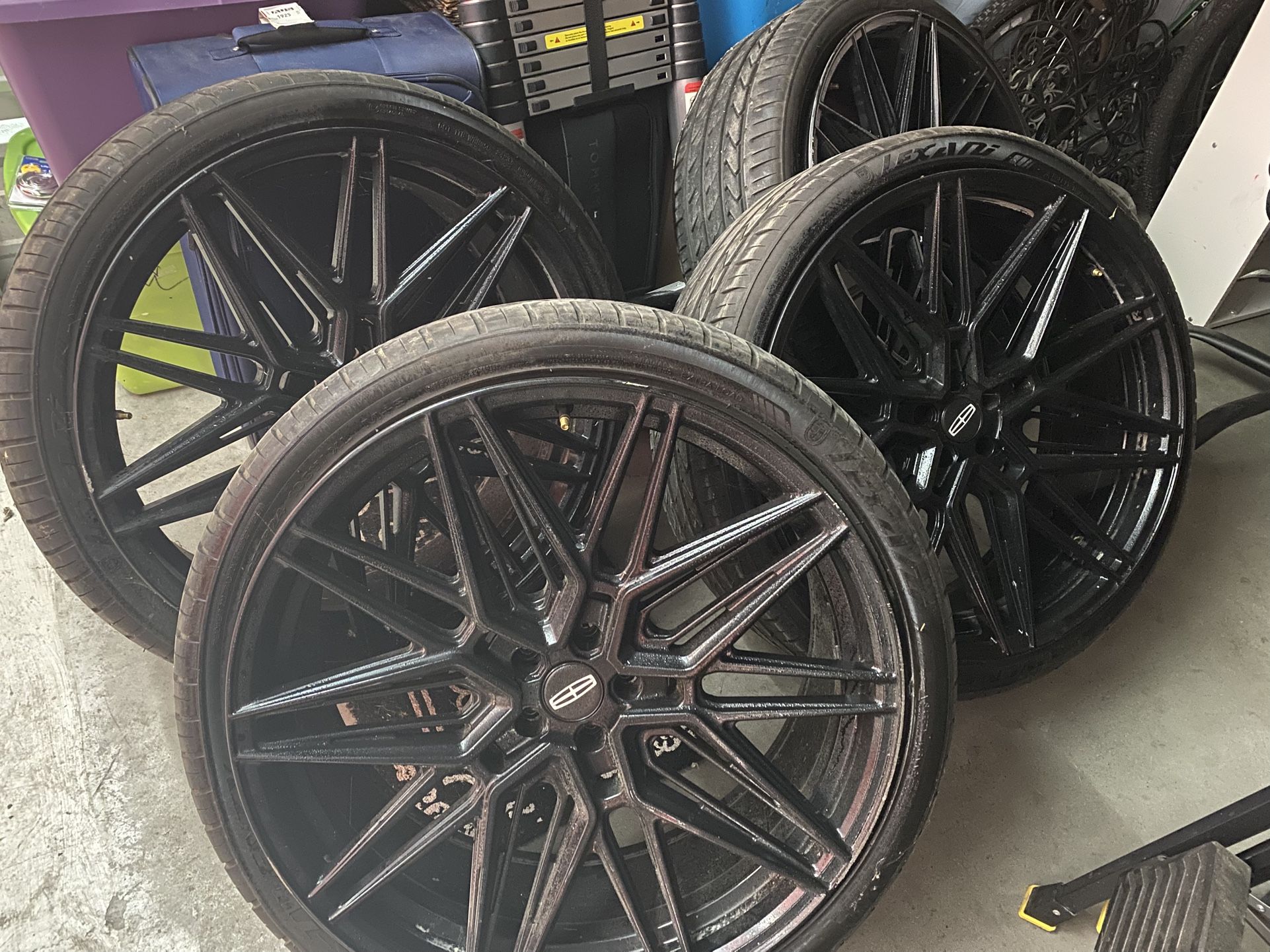 24” Vossen HF7