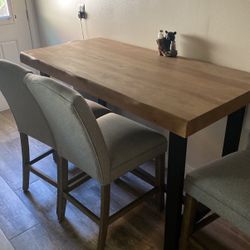 Kitchen table