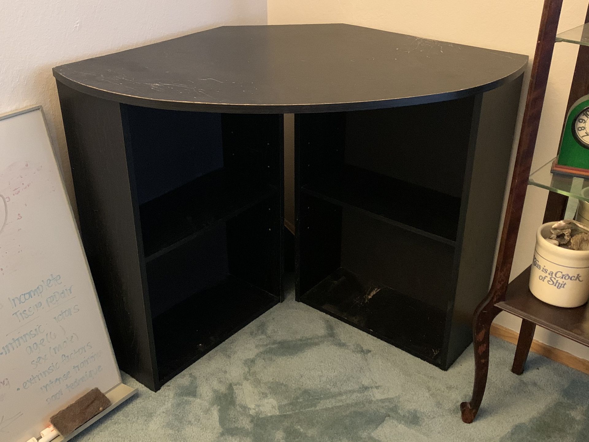 Free Corner Desk