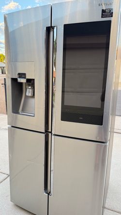 REFRIGERATOR SAMSUNG FAMILY HUB