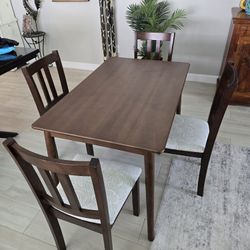 Solid Wood Dining Table With 4 Chairs 
