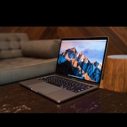 MacBook Pro 13 2020 Space Grey-Brand New Condition  And Upgraded Ram(Touchbar) 