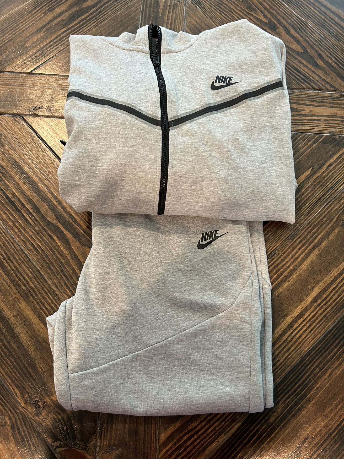 Nike Fleece Tech