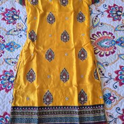 Yellow 3 piece indian punjabi bollywood patiala salwar suit, with threadwork embroidery, large dupatta with thick border