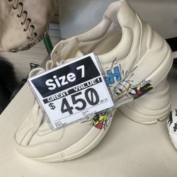 Gucci Cartoon Shoe