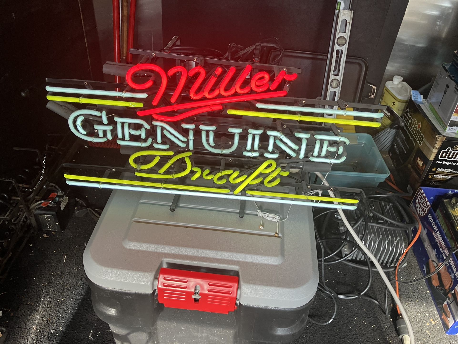 Miller MGD Neon