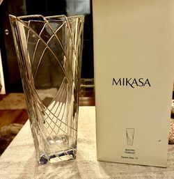 Mikasa Vase