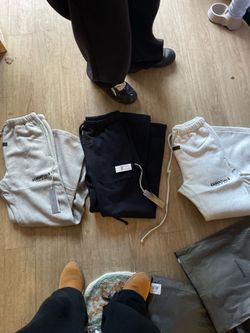 Essential Sweatpants UNCUFFED check description