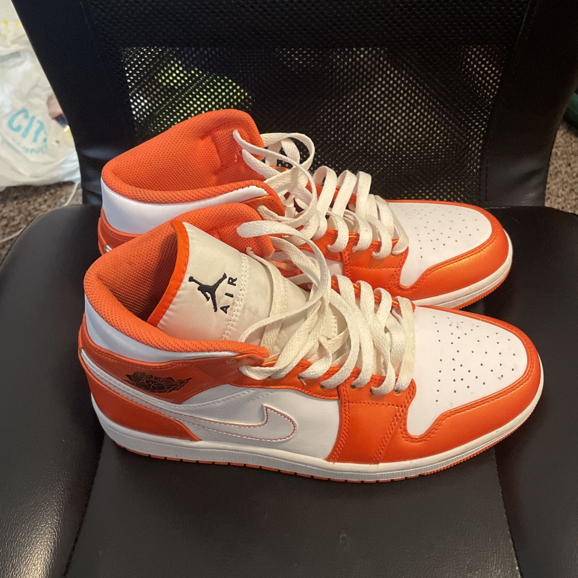 Jordan 1 Electric Orange