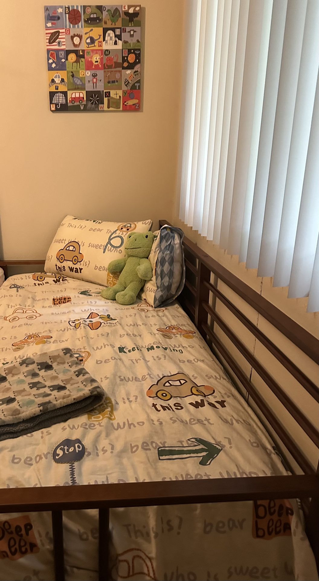 Day Bed/ Twin Bed Farm