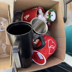 Misc Vases And Items