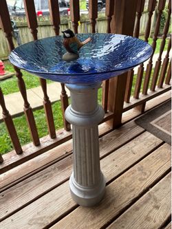 We Make One Of A Kind Birdbaths. **READ BELOW (Johnstown Ohio)