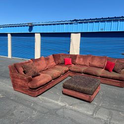 Comfortable Huge Sectional Couch With Ottoman , 