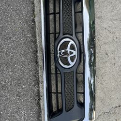 Toyota Tacoma Grille