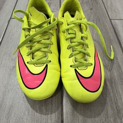 Kids Soccer Cleats 