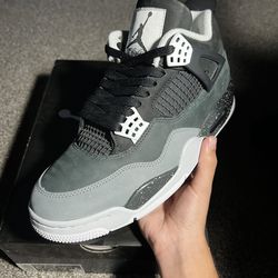 Jordan 4 Fears Size 8.5 NEED GONE ASAP