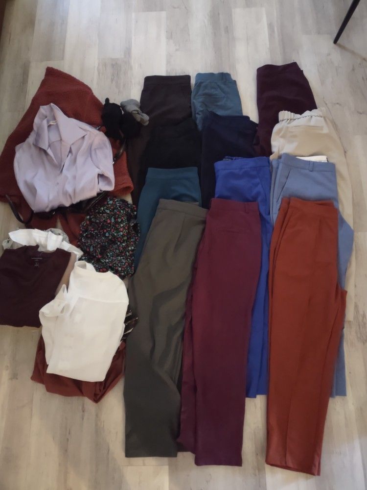 Excellent Clothing Bundle Of 33 Pieces