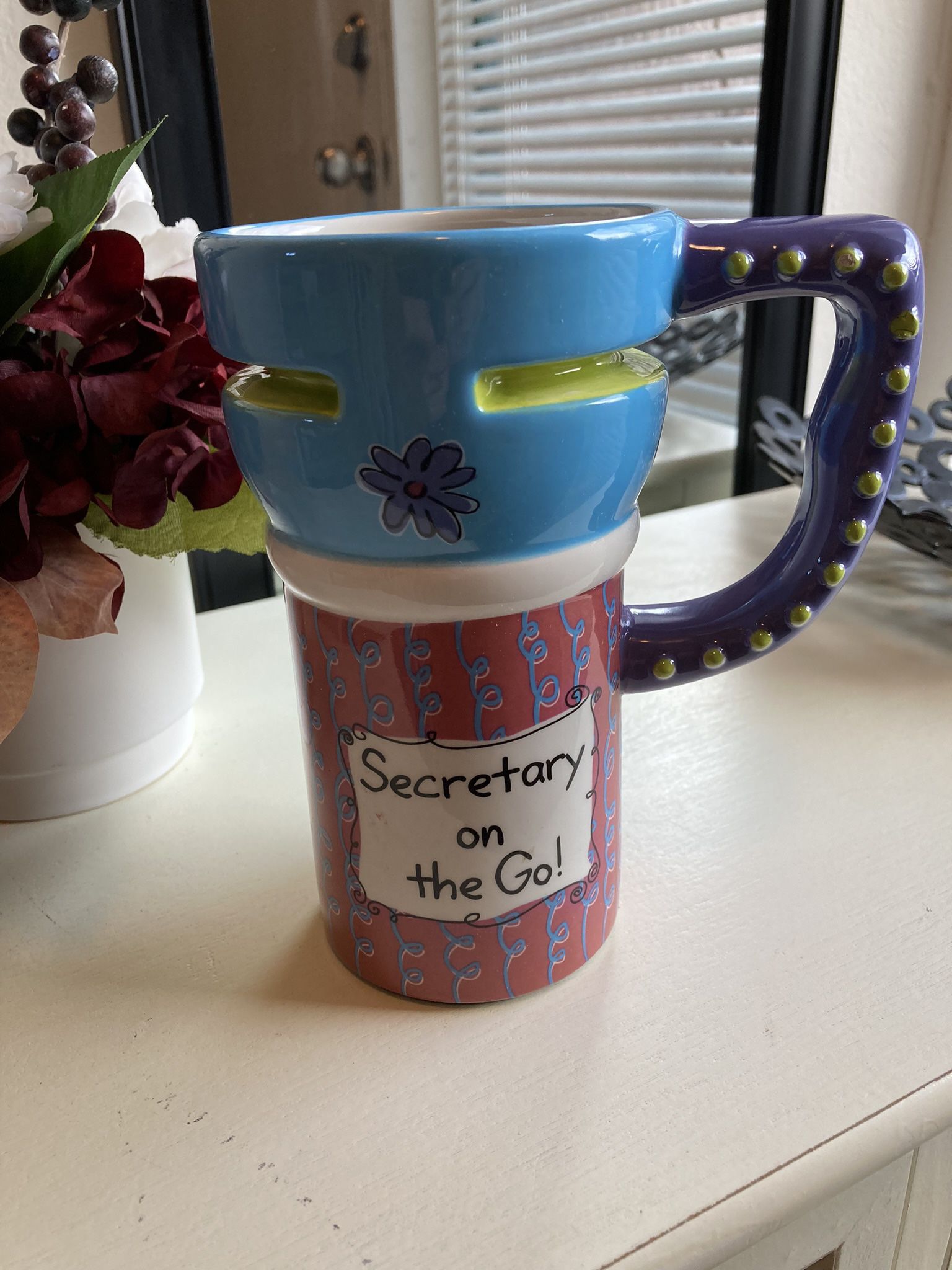 Mug Pen Cup Plant Pot “Secretary on the Go!” Ceramic Mug NEW Pen Cup Flower Vase Plant Pot