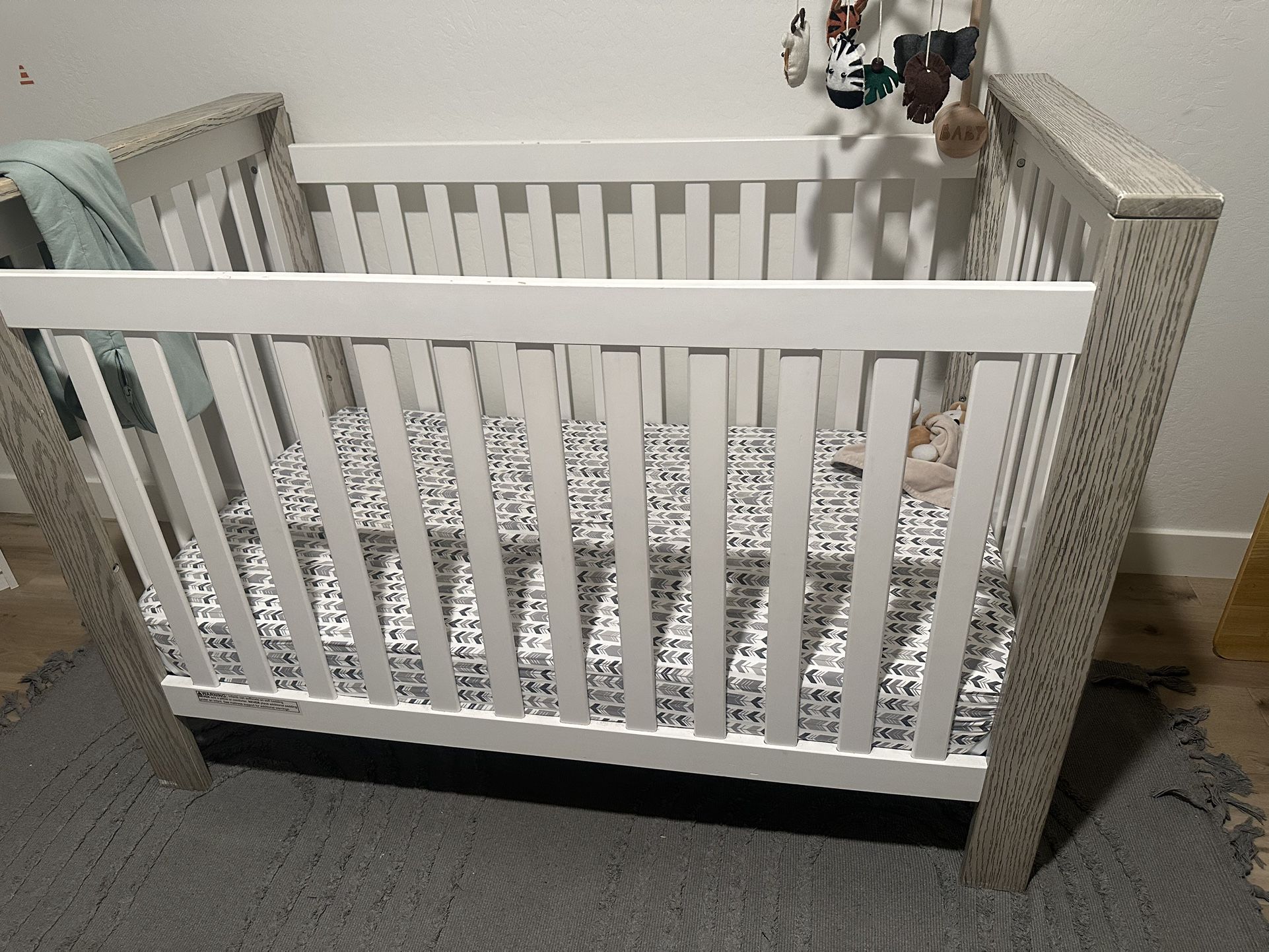 Crib / Baby crib