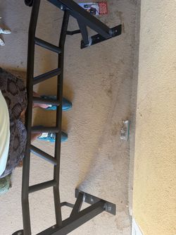 Heavy duty pull up bar and cable system
