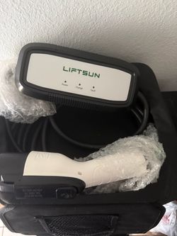 Liftsun EV Portable Charger with Carry Bag