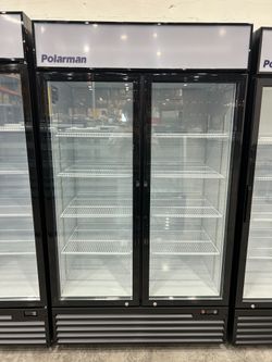 NSF Commercial 2 Door Beverage Merchandiser (Exhibidor de Bebidas de 2Puerta)