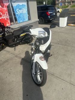 50cc Soho Scooter “Skelly”