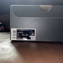 Jordan 8 Retro Playoffs 7y Boys