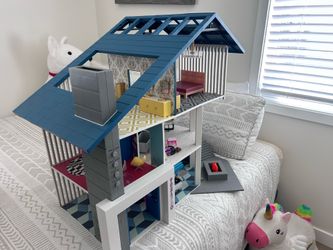 Luxury toy home
