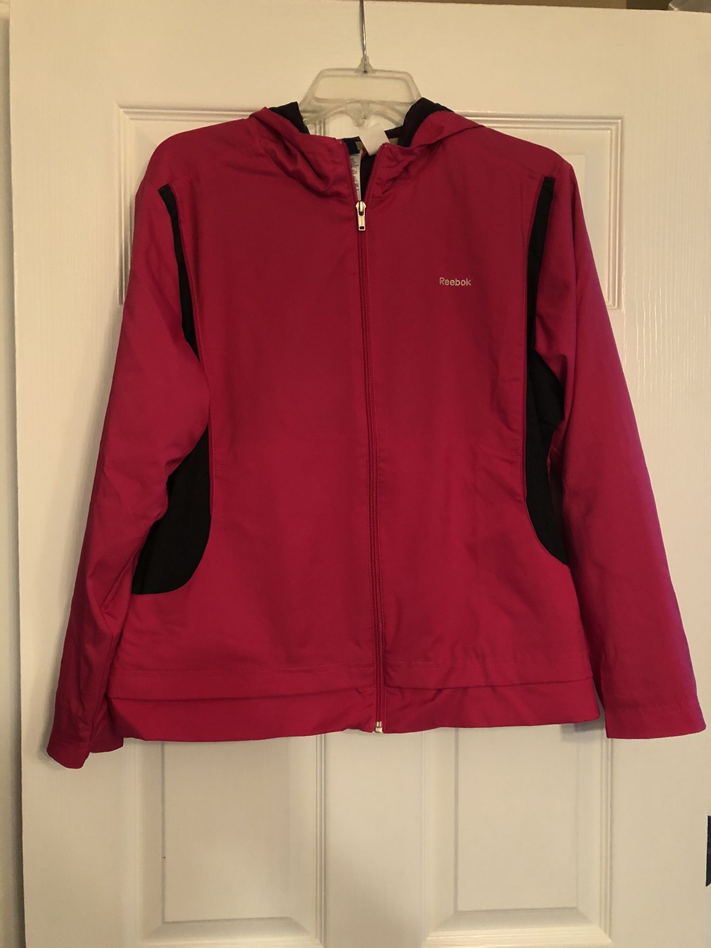 Reebok hoodie jacket size L